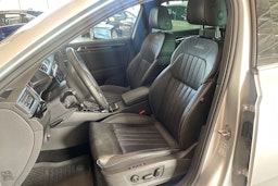 harmaa Skoda Superb 2021 kuva 14.