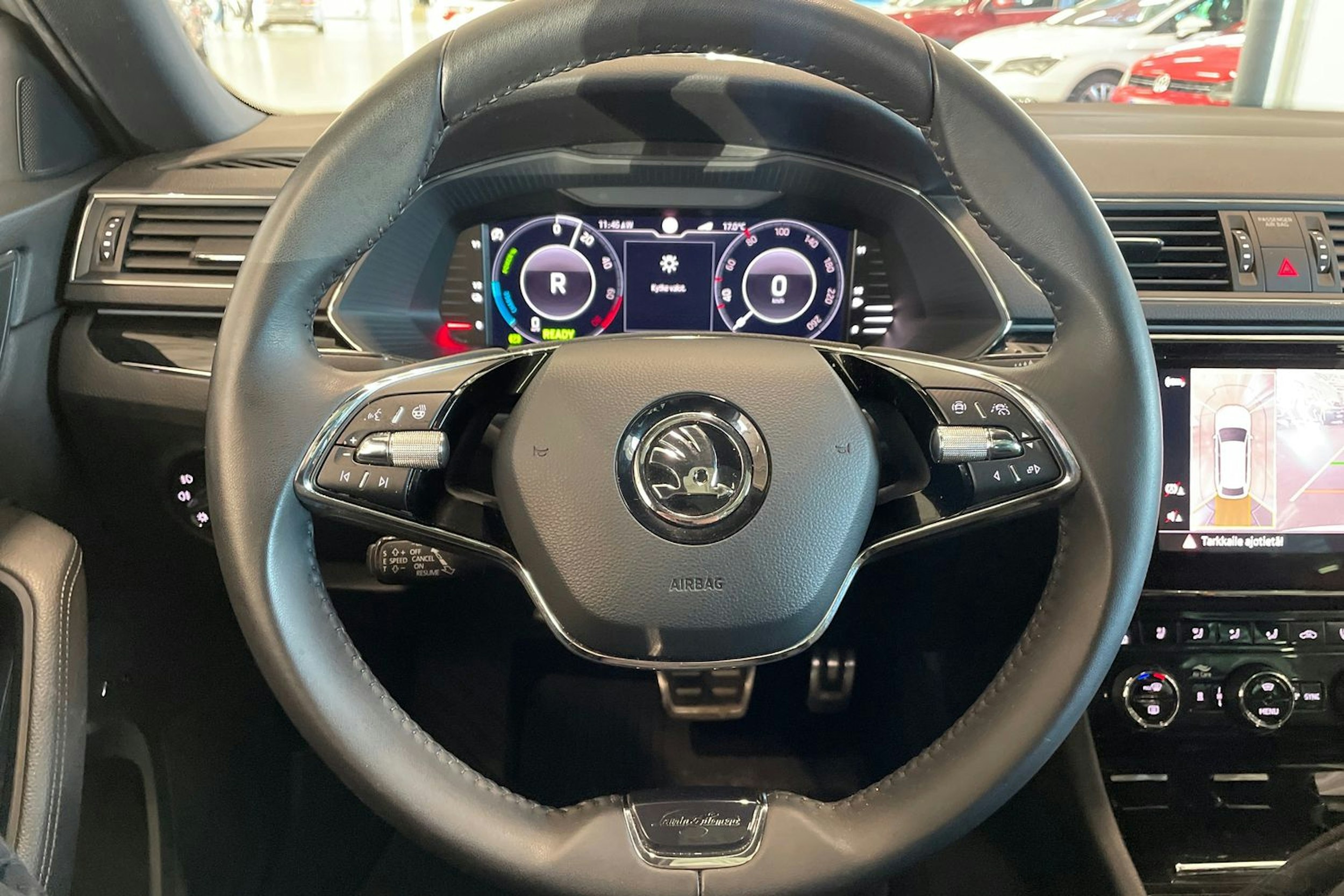 harmaa Skoda Superb 2021 kuva 18.