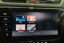 harmaa Skoda Superb 2021 kuva 32.