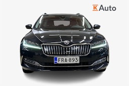 musta Skoda Superb 2021 kuva 5.