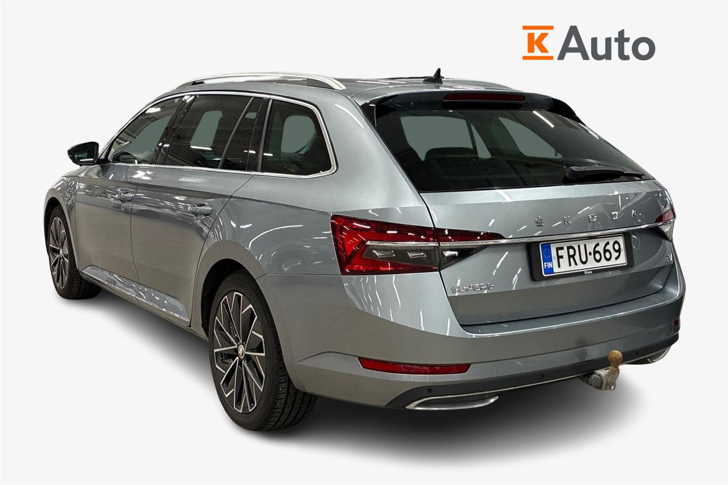 Skoda Superb 2021, kuva 2/37