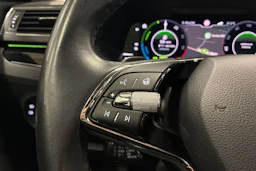 harmaa Skoda Superb 2021 kuva 13.