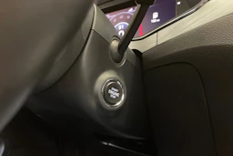 musta Skoda Superb 2021 kuva 26.