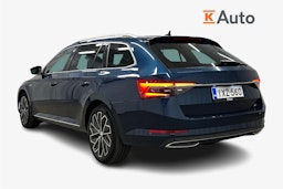 sininen Skoda Superb 2021 kuva 2.