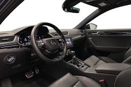sininen Skoda Superb 2021 kuva 6.