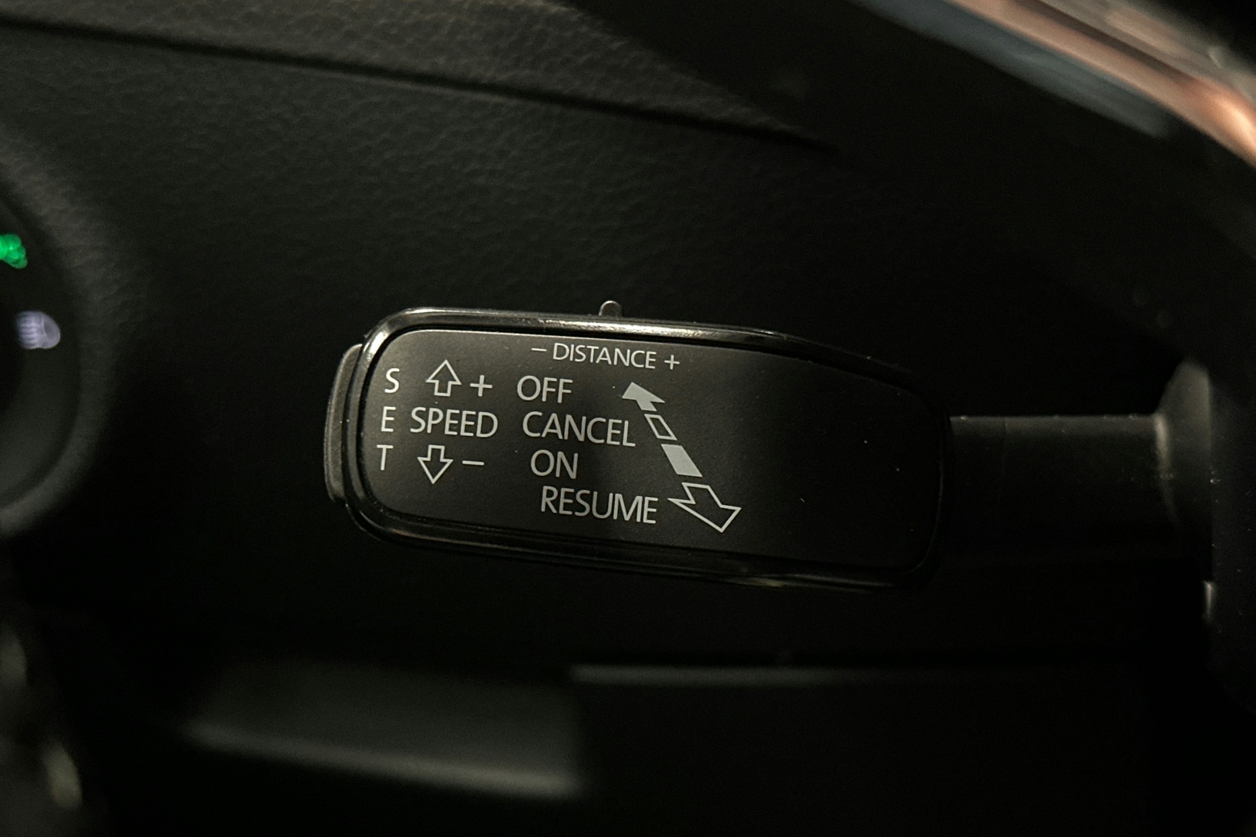 sininen Skoda Superb 2021 kuva 21.