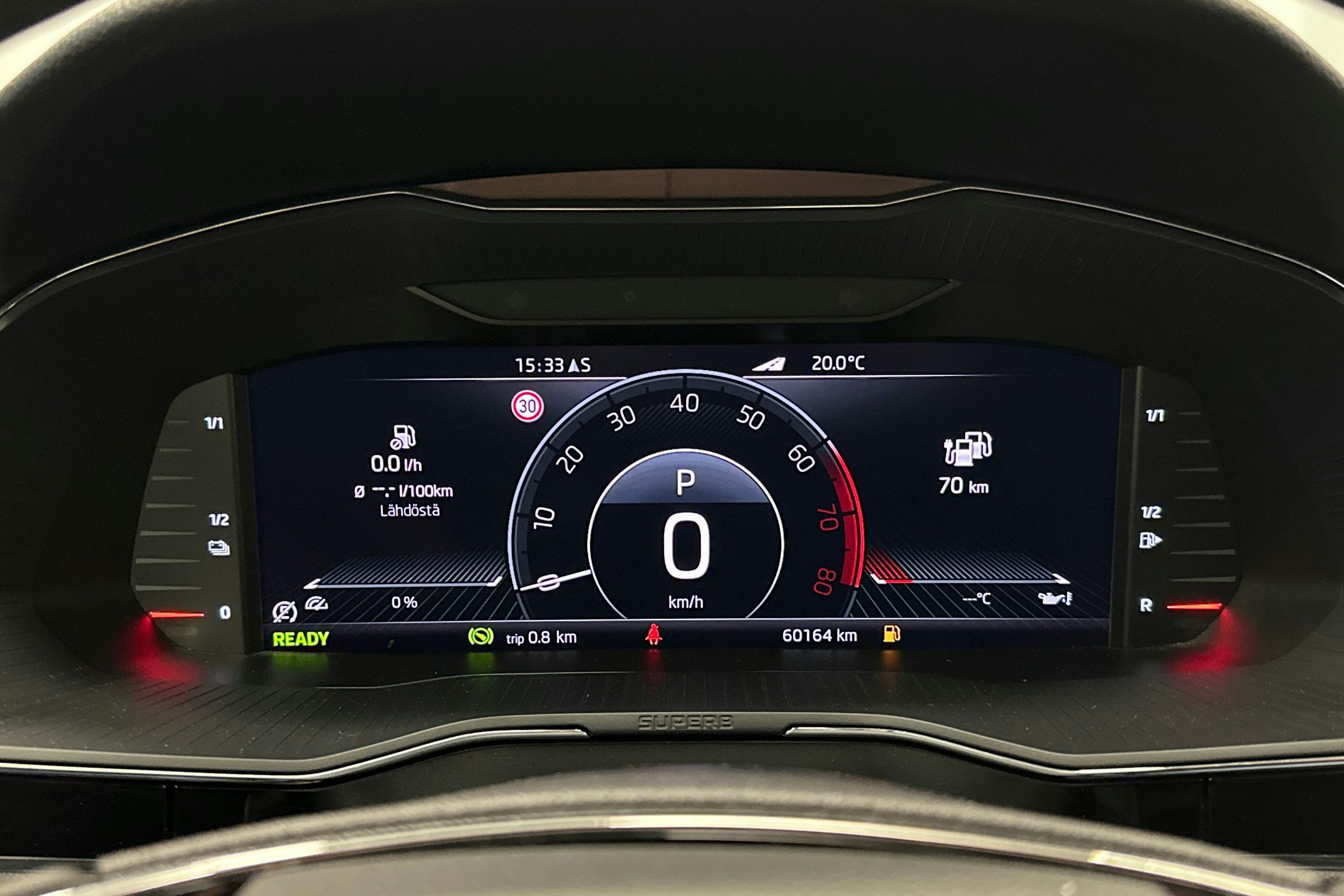 sininen Skoda Superb 2021 kuva 22.
