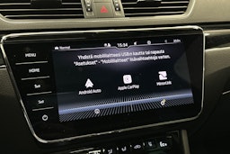 sininen Skoda Superb 2021 kuva 24.