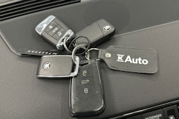 sininen Skoda Superb 2021 kuva 33.
