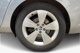 harmaa Skoda Superb 2021 kuva 9.