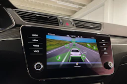 harmaa Skoda Superb 2021 kuva 16.