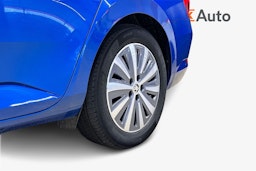 sininen Skoda Superb 2021 kuva 11.