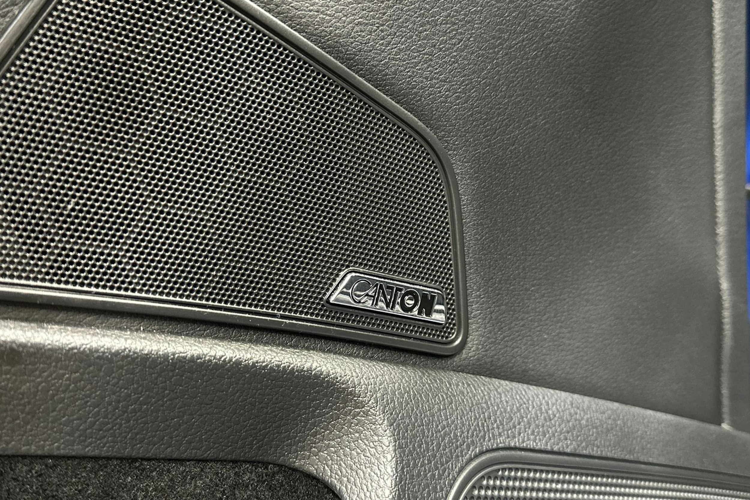 sininen Skoda Superb 2021 kuva 21.