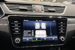 sininen Skoda Superb 2021 kuva 23.