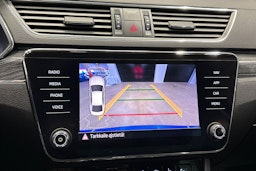 sininen Skoda Superb 2021 kuva 24.