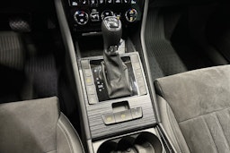 sininen Skoda Superb 2021 kuva 29.