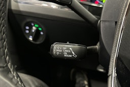 sininen Skoda Superb 2021 kuva 33.