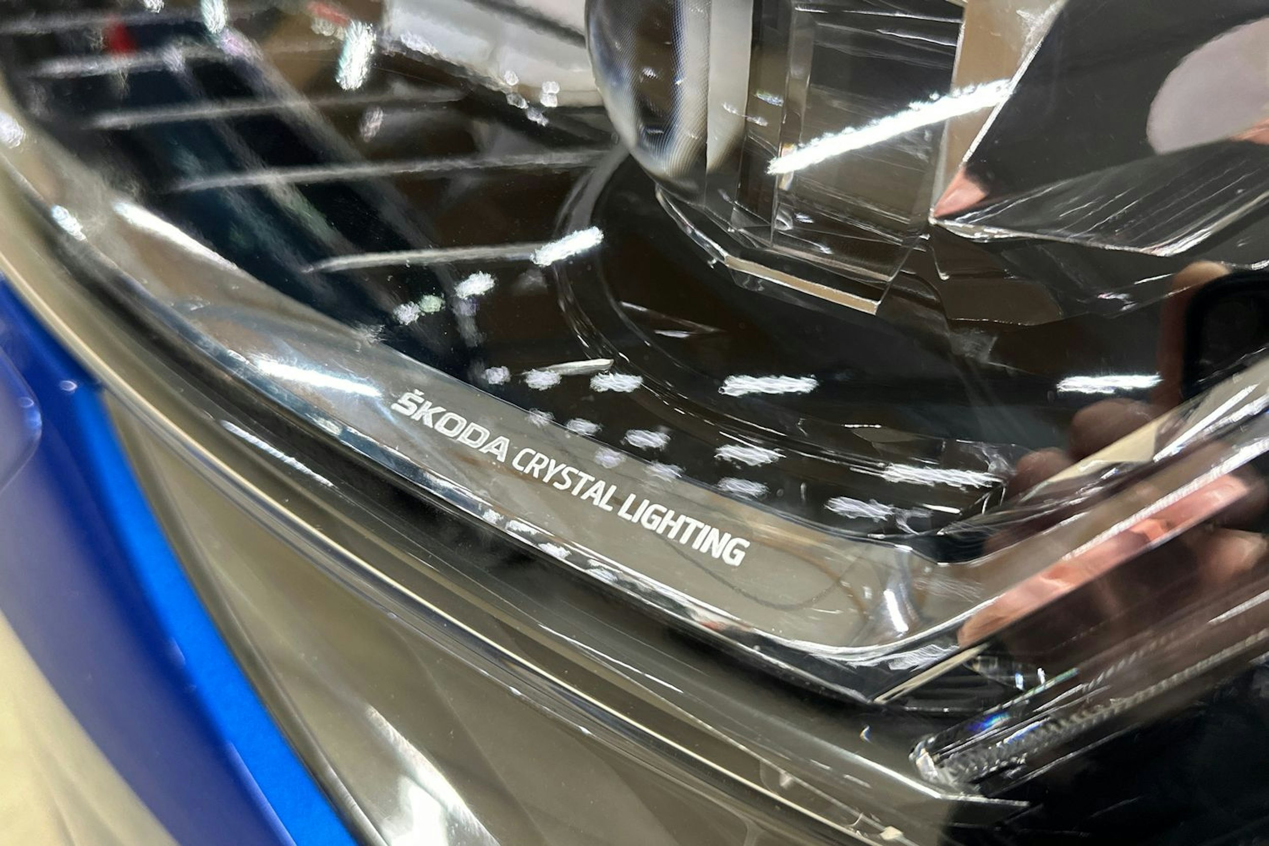 sininen Skoda Superb 2021 kuva 40.