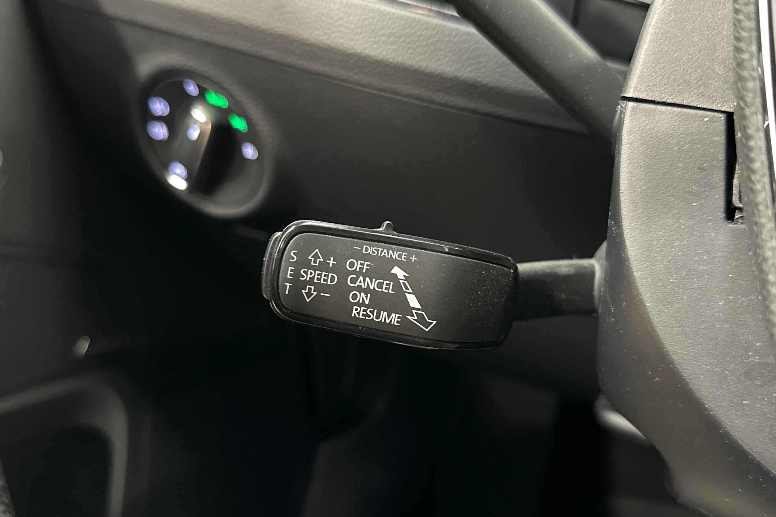valkoinen Skoda Superb 2021 kuva 23.
