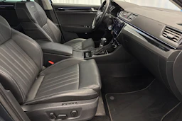 harmaa Skoda Superb 2021 kuva 11.