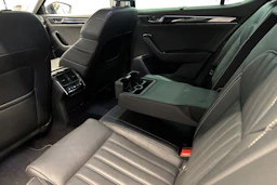 harmaa Skoda Superb 2021 kuva 21.