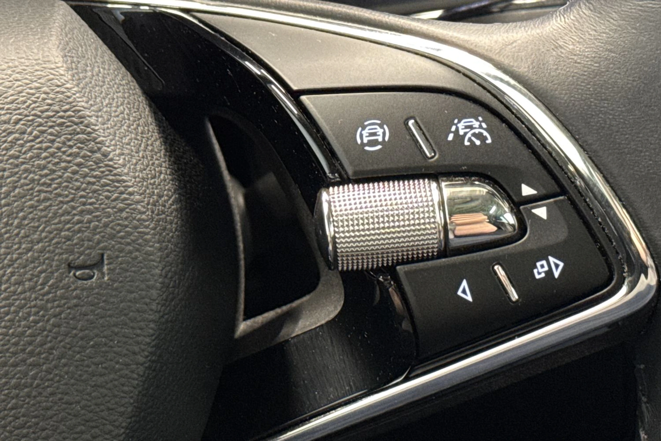 harmaa Skoda Superb 2021 kuva 27.