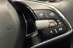 harmaa Skoda Superb 2021 kuva 27.