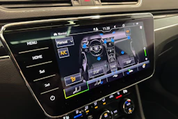 harmaa Skoda Superb 2021 kuva 30.