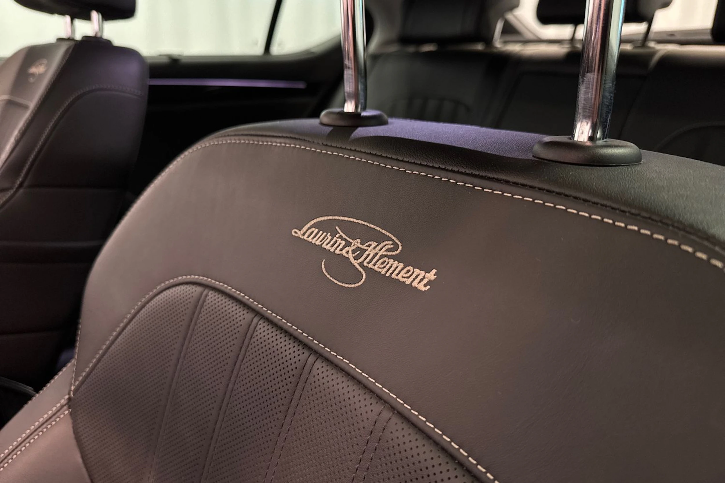 harmaa Skoda Superb 2021 kuva 36.