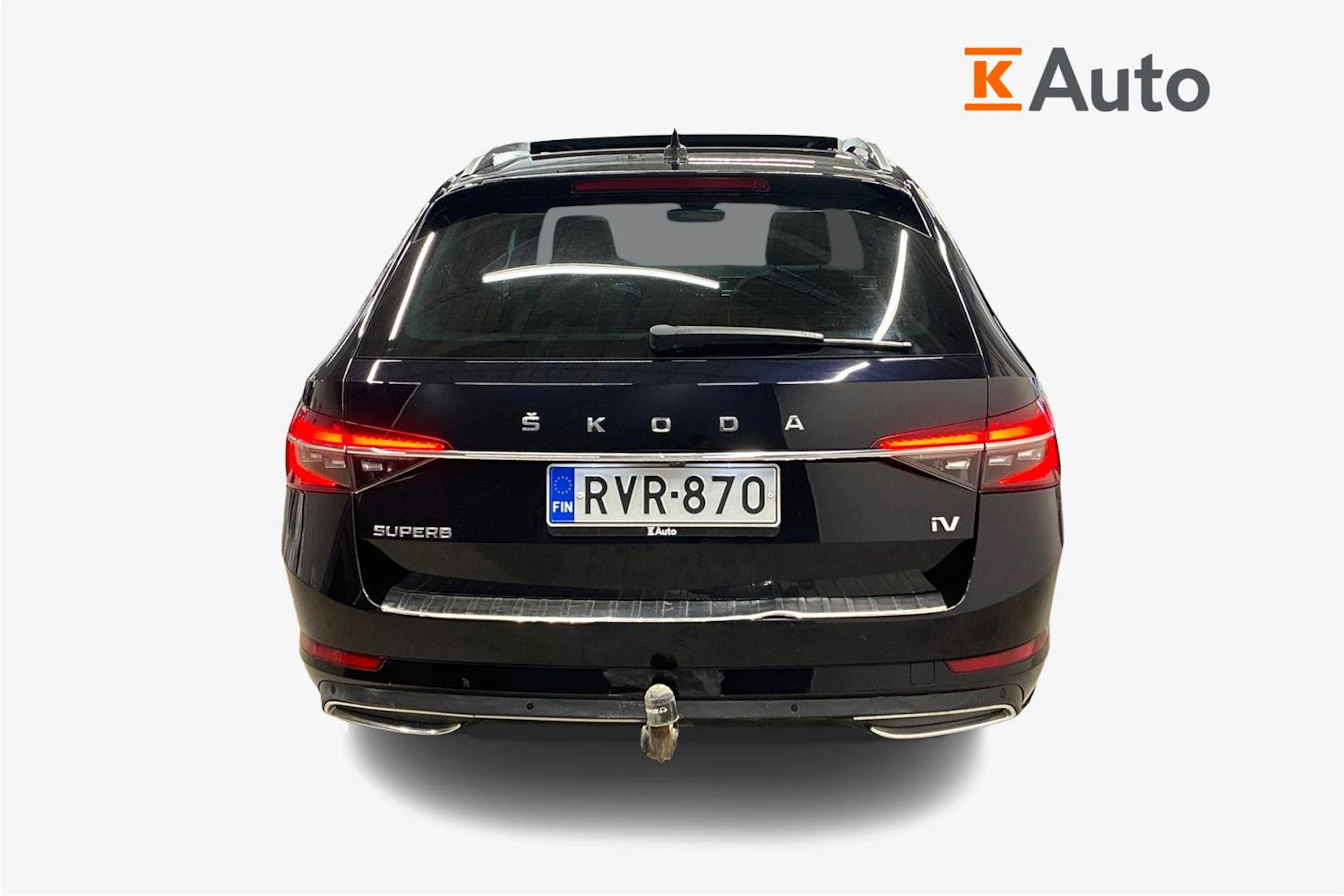 Musta Skoda Superb 2021 kuva 4.