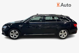 Musta Skoda Superb 2021 kuva 7.