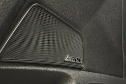 Musta Skoda Superb 2021 kuva 29.