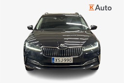 Musta Skoda Superb 2021 kuva 5.