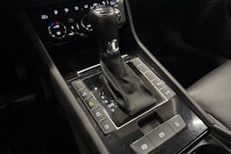 Musta Skoda Superb 2021 kuva 28.