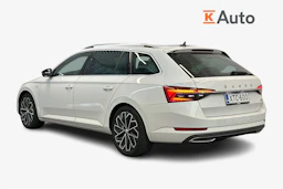 valkoinen Skoda Superb 2021 kuva 2.