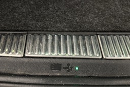 valkoinen Skoda Superb 2021 kuva 13.