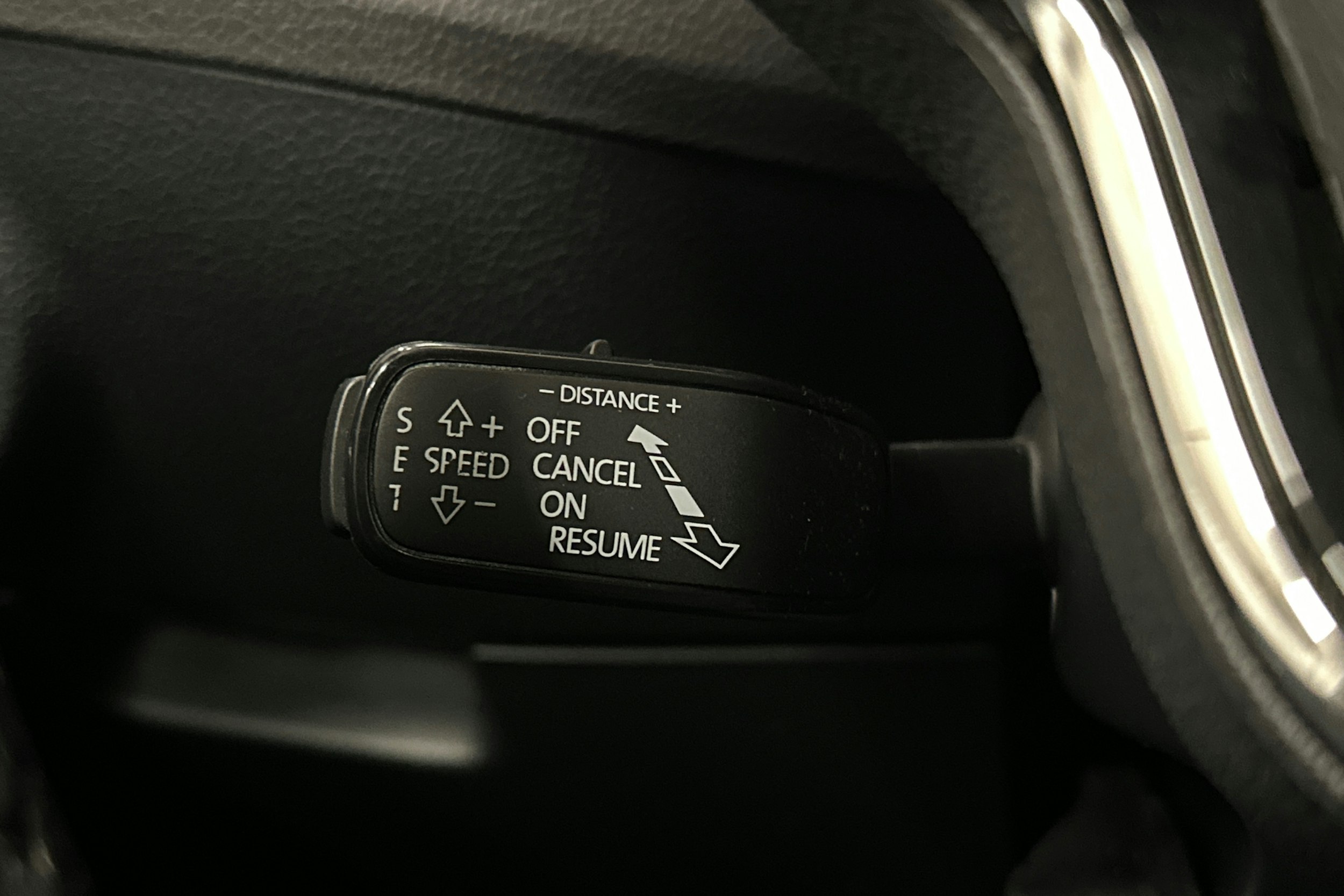 valkoinen Skoda Superb 2021 kuva 21.