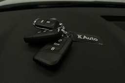 valkoinen Skoda Superb 2021 kuva 35.