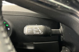 musta Skoda Superb 2022 kuva 20.