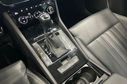 musta Skoda Superb 2022 kuva 26.