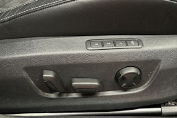 harmaa Skoda Superb 2022 kuva 19.