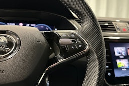 harmaa Skoda Superb 2022 kuva 22.