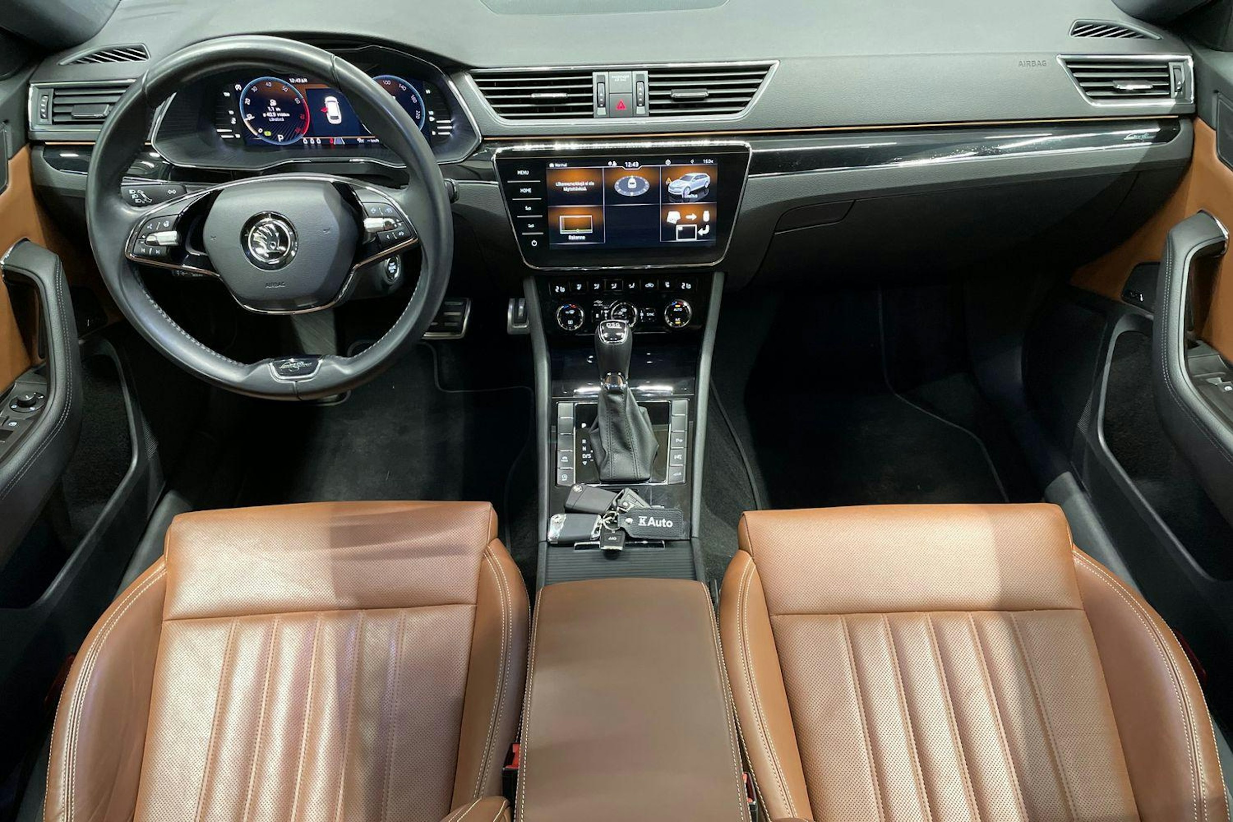 Sininen Skoda Superb 2022 kuva 9.