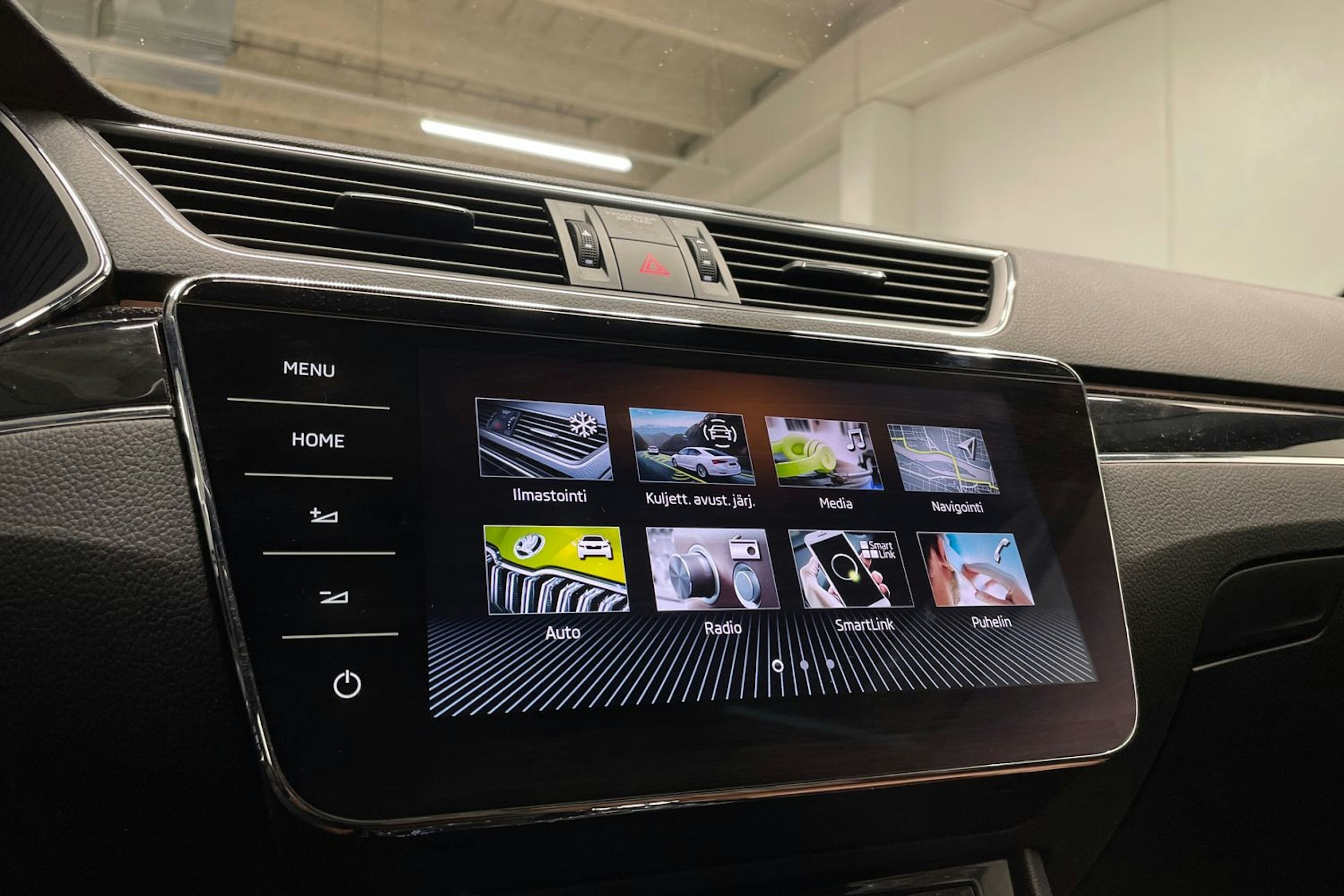 Sininen Skoda Superb 2022 kuva 17.