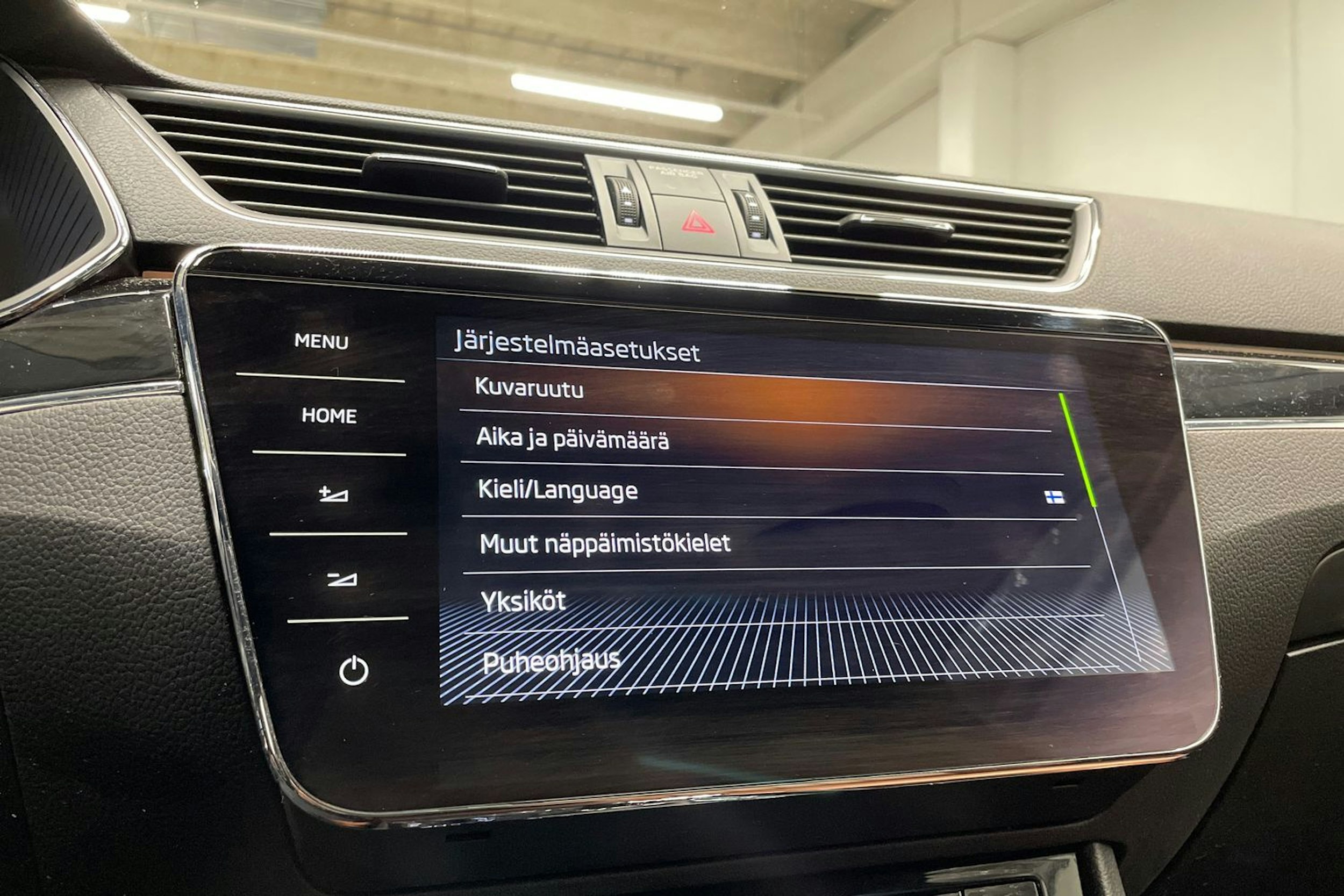 Sininen Skoda Superb 2022 kuva 20.