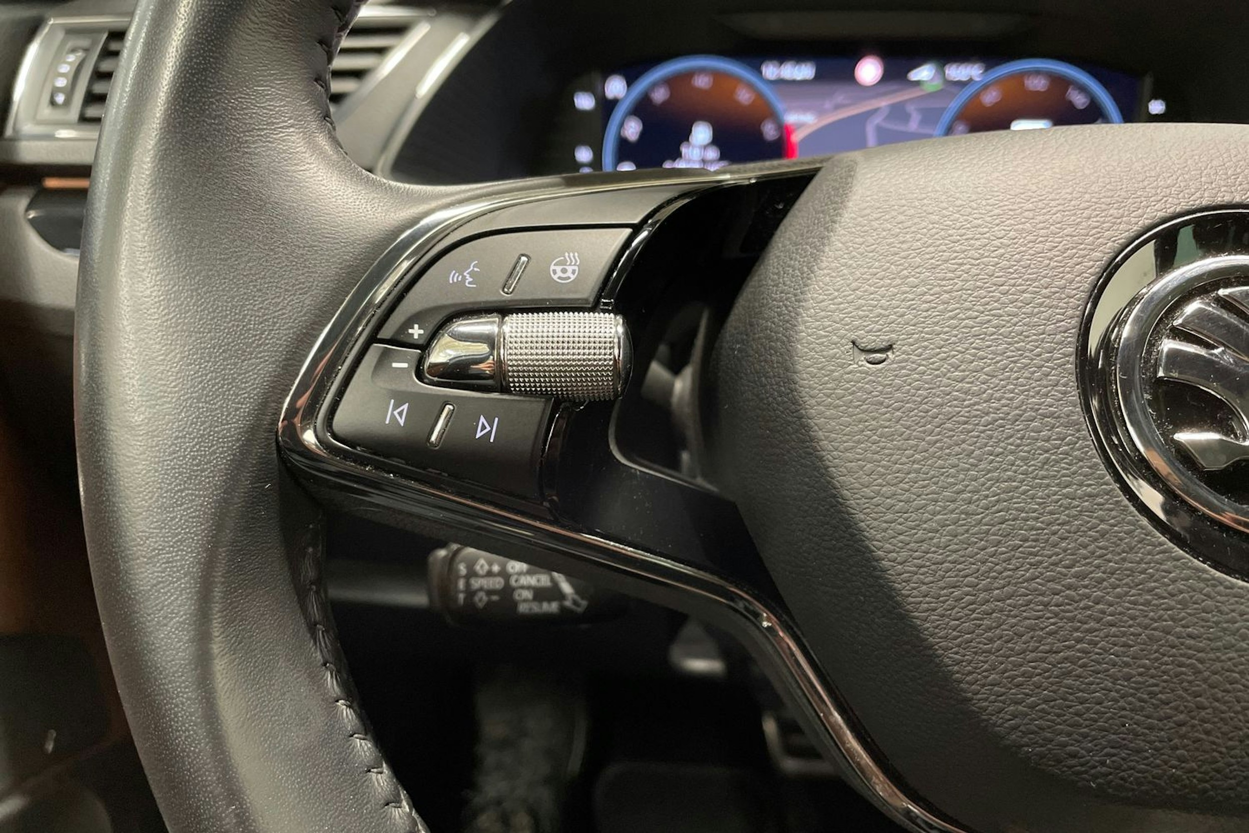 Sininen Skoda Superb 2022 kuva 27.