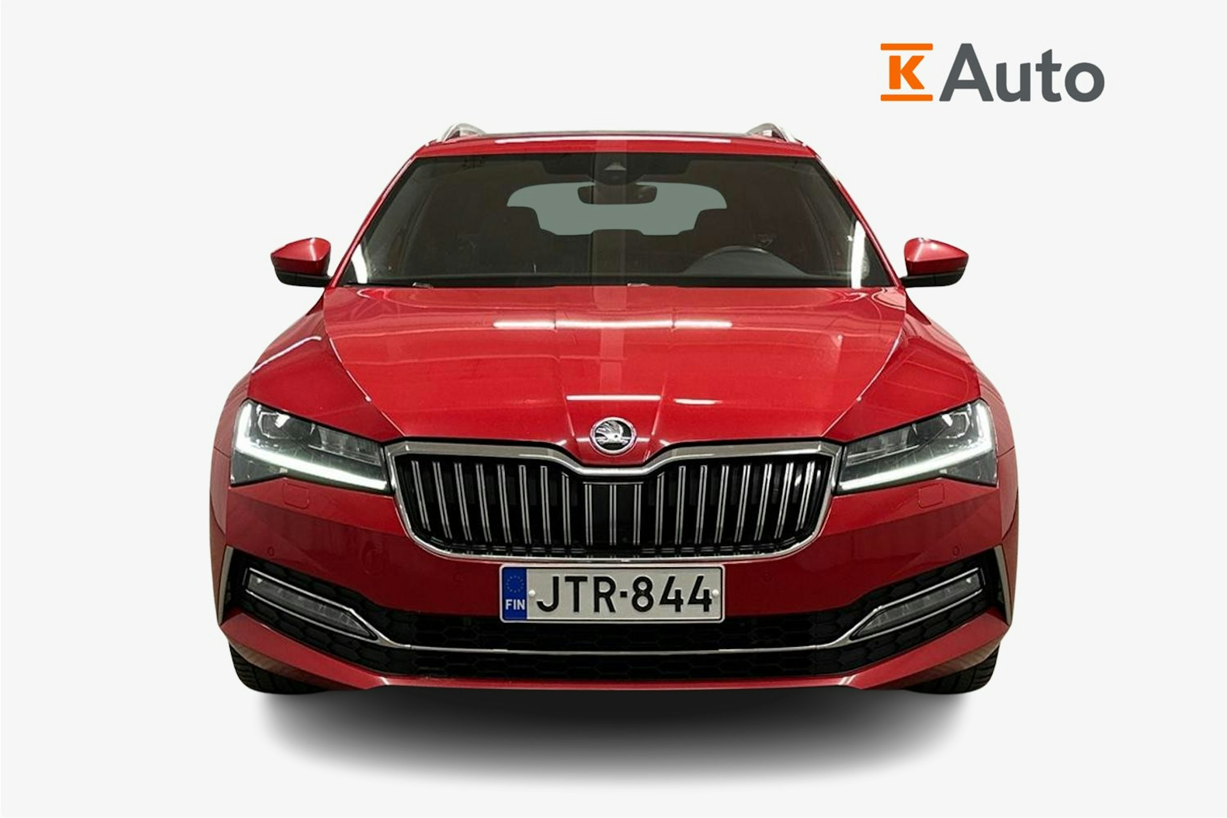 punainen Skoda Superb 2022 kuva 5.
