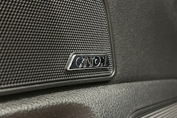 punainen Skoda Superb 2022 kuva 21.