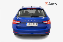 sininen Skoda Superb 2022 kuva 3.
