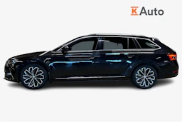 musta Skoda Superb 2022 kuva 5.